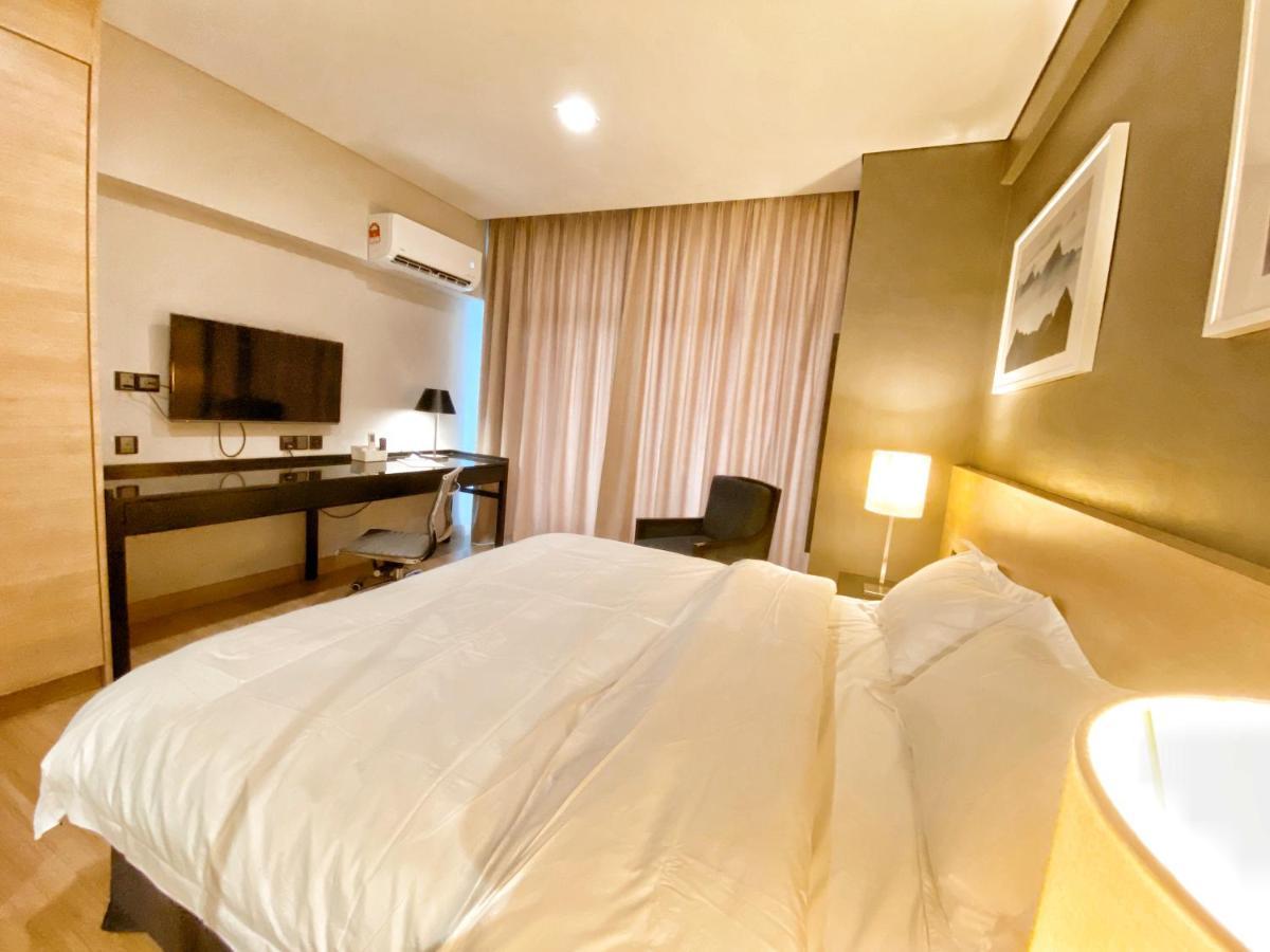 Straits Suite By C Homestay Malacca Exterior foto