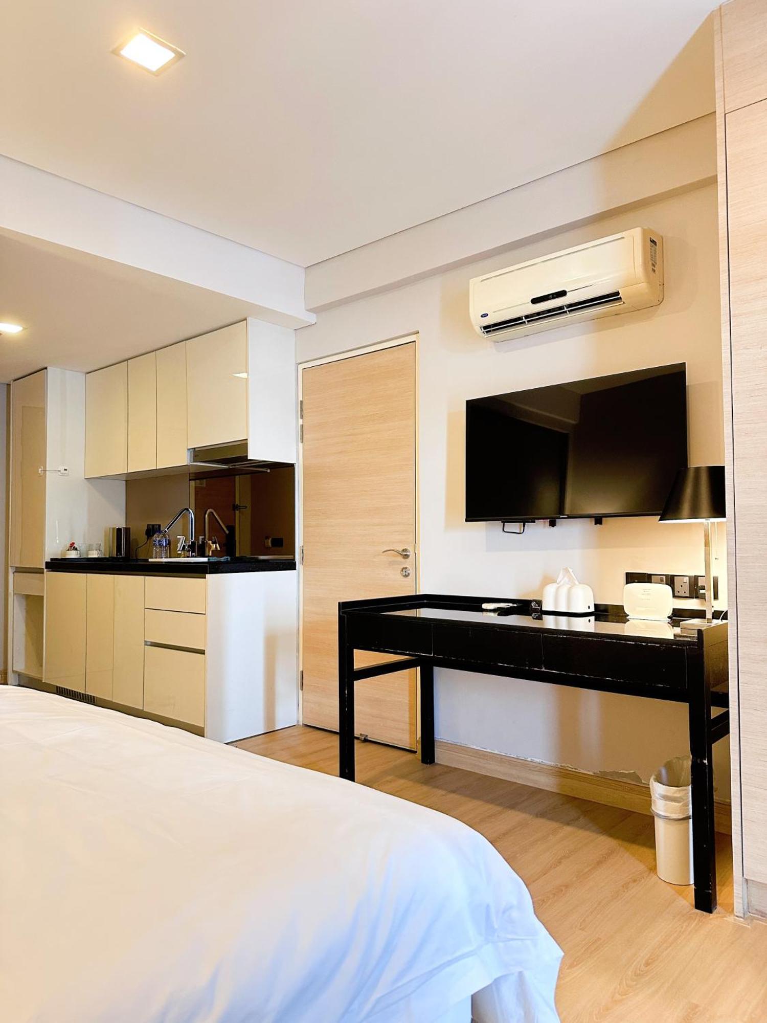 Straits Suite By C Homestay Malacca Exterior foto